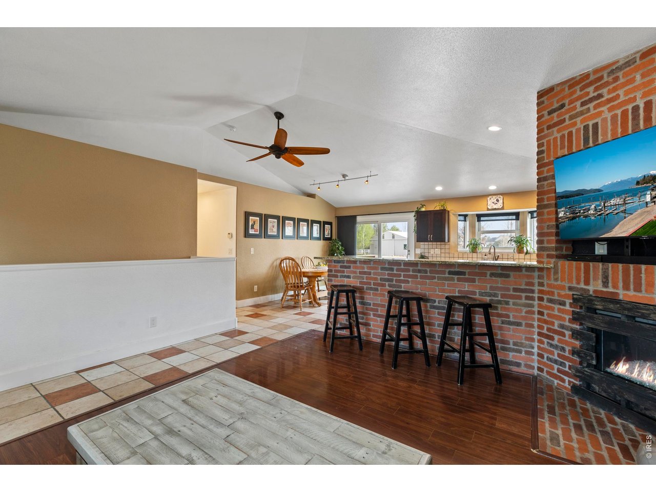 381 Bobcat Dr