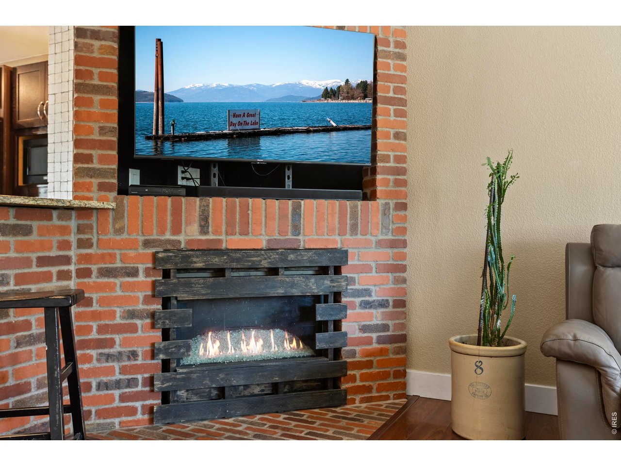 381 Bobcat Dr
