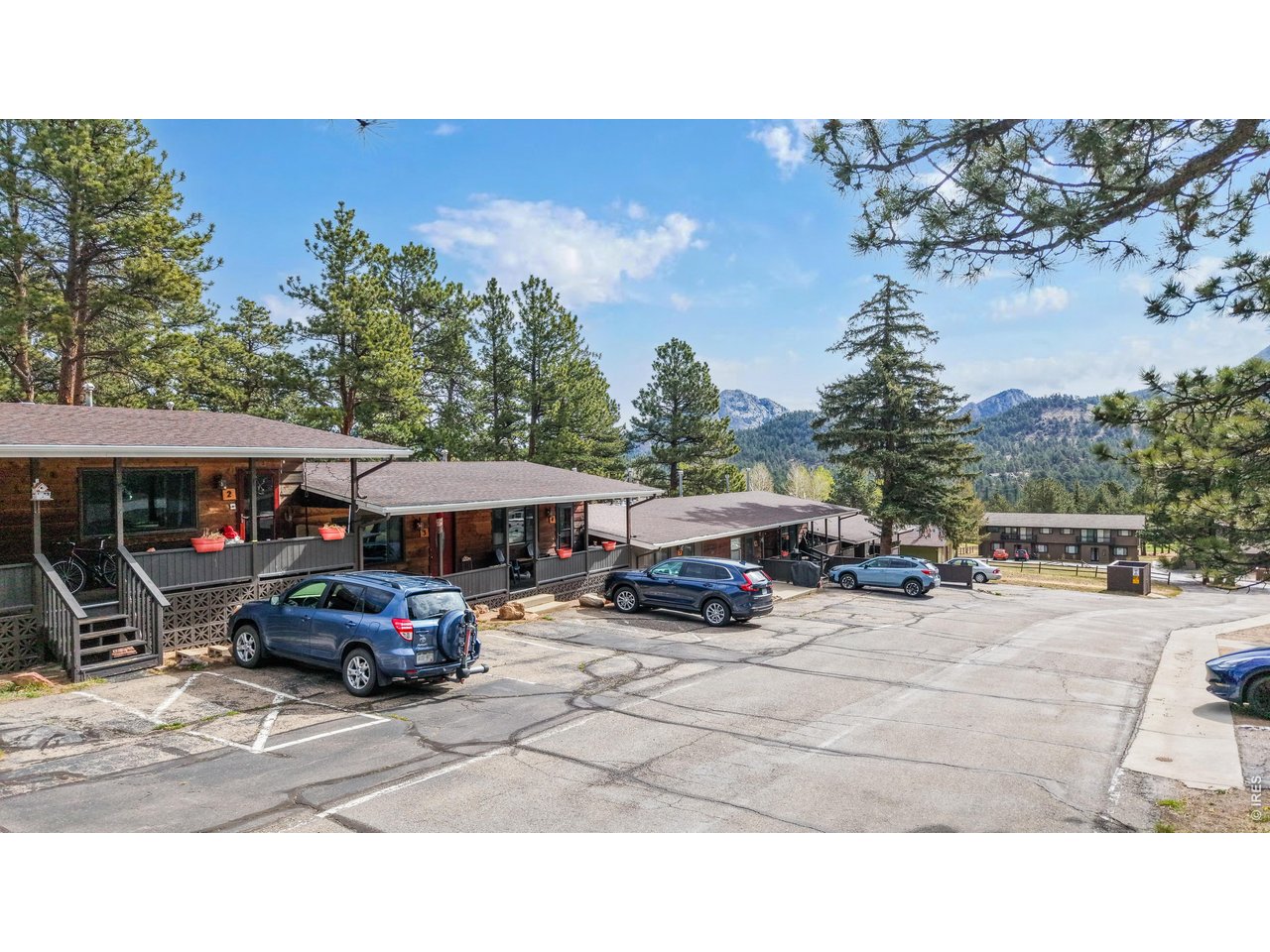 1250 S Saint Vrain Ave #3