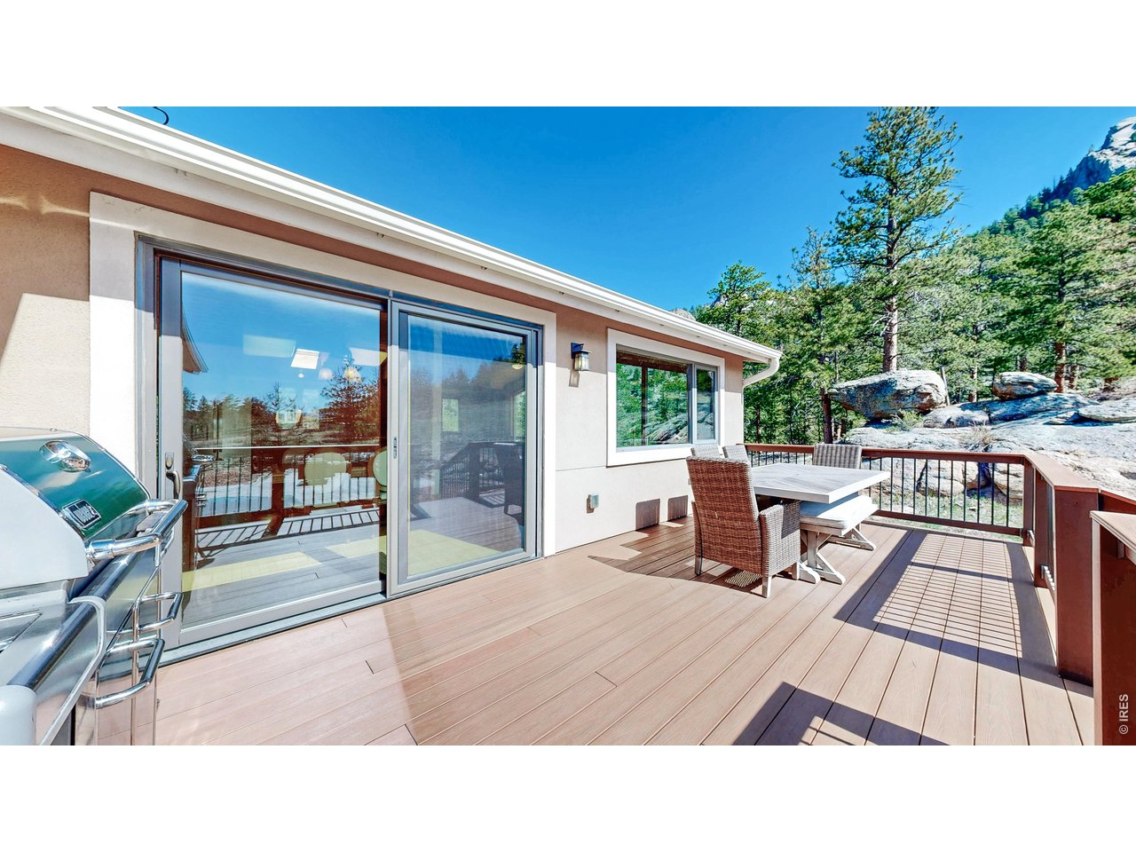 735 Castle Mountain Rd