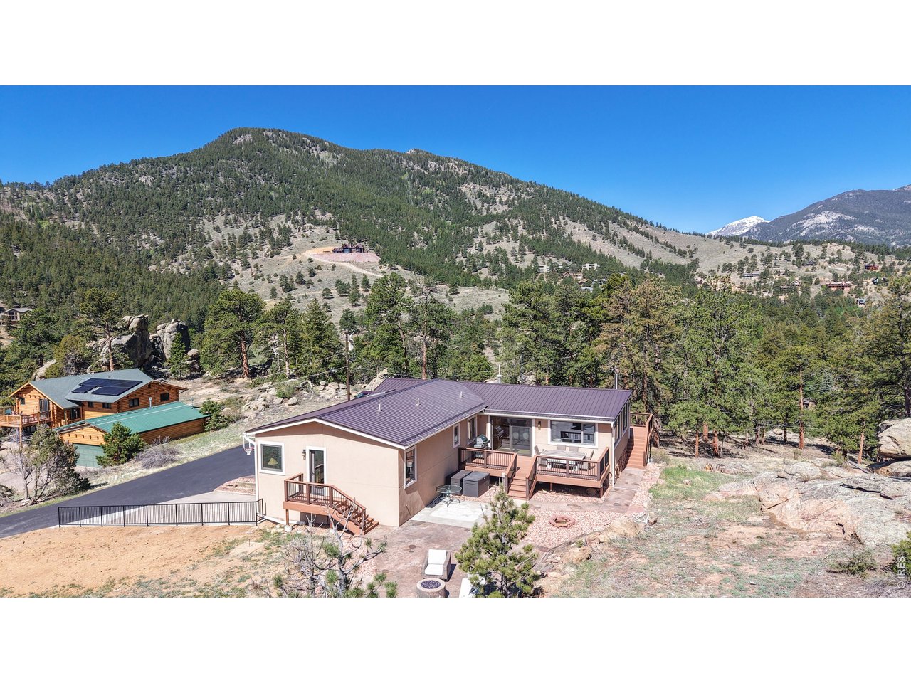 735 Castle Mountain Rd