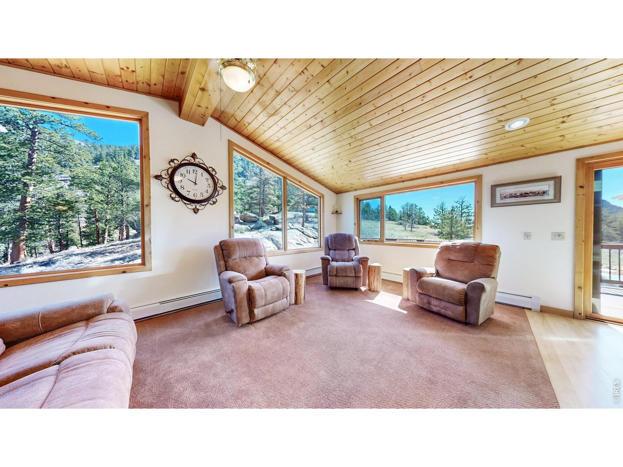 735 Castle Mountain Rd