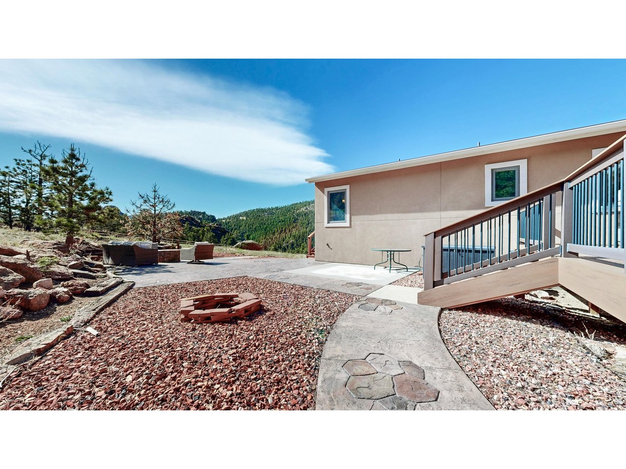 735 Castle Mountain Rd