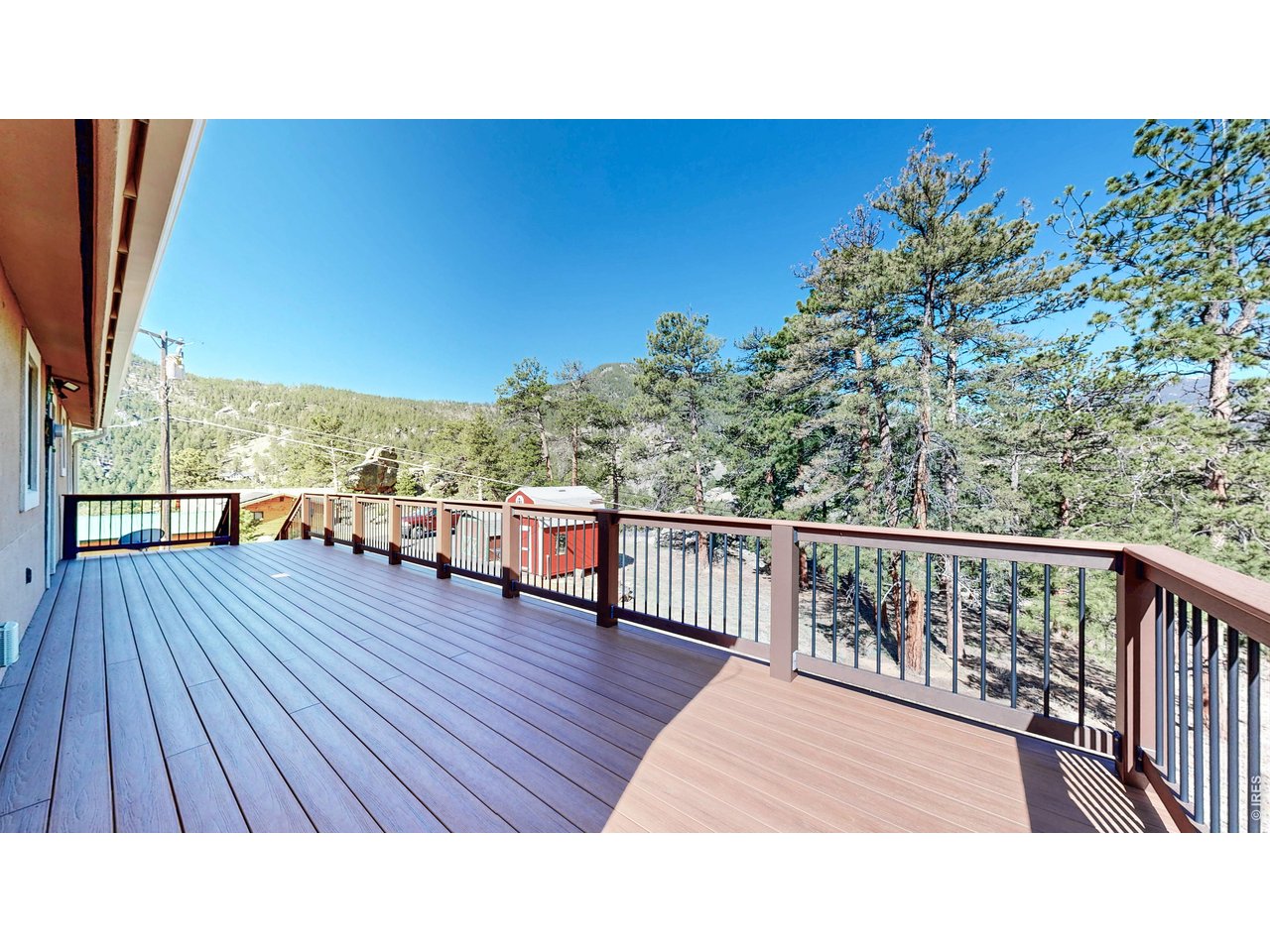735 Castle Mountain Rd