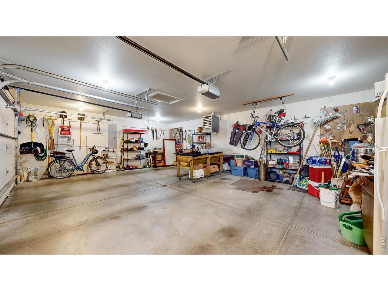 1410 Cedar Ln