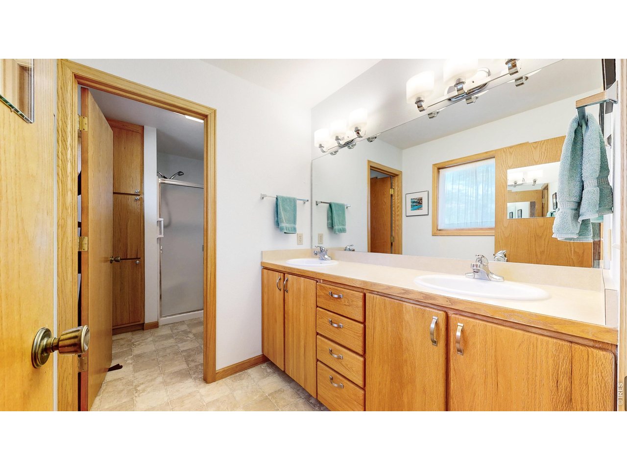 1410 Cedar Ln