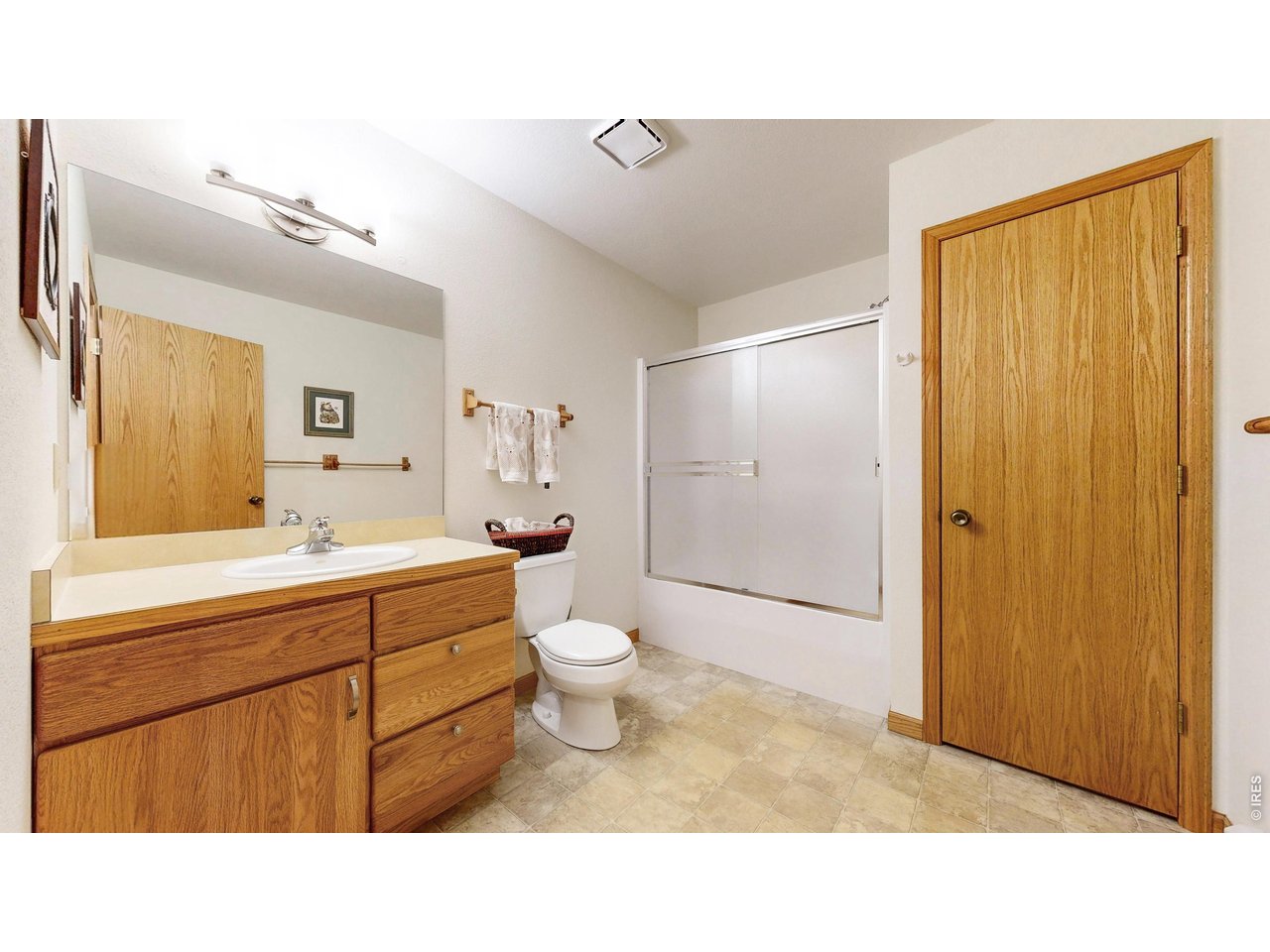 1410 Cedar Ln