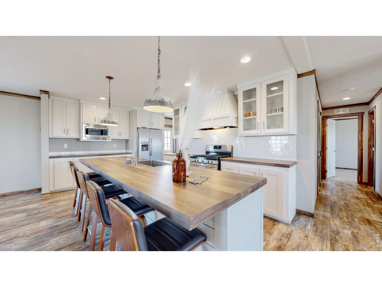 41887 County Road 84