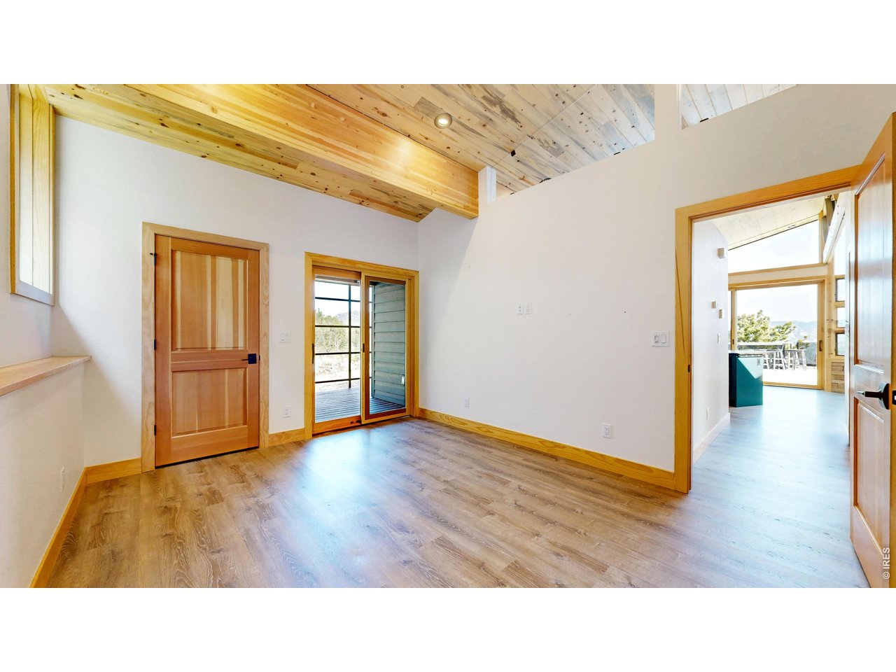 1440 Hummingbird Dr