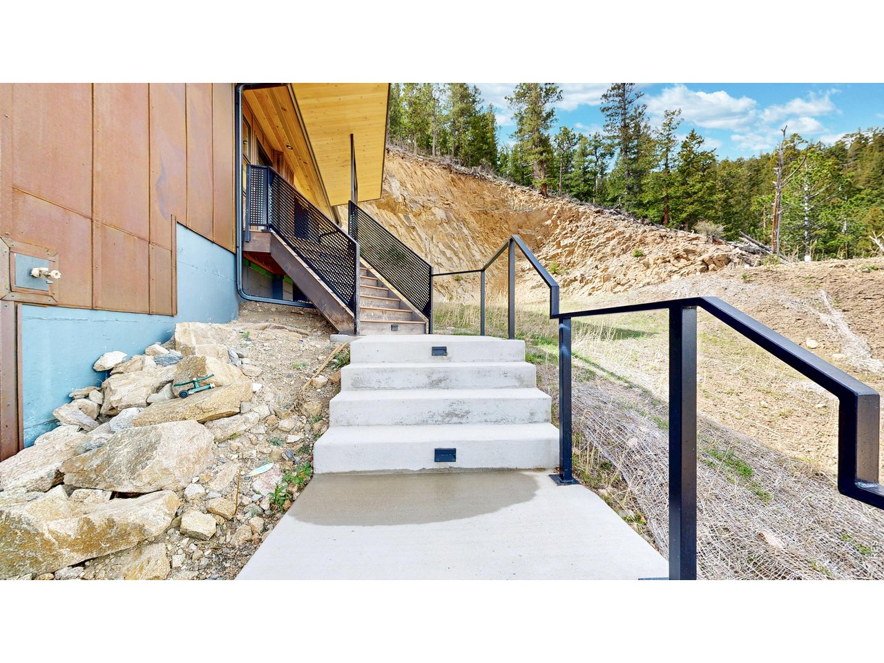1440 Hummingbird Dr
