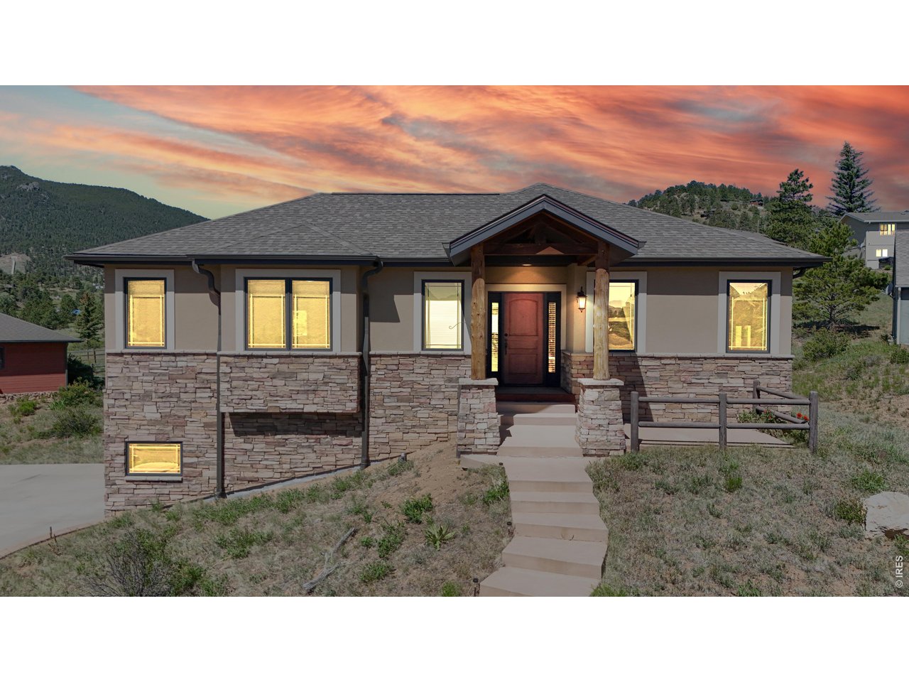 261 Solomon Dr