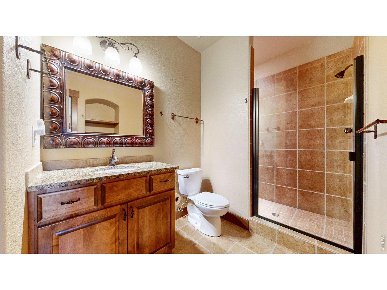 261 Solomon Dr