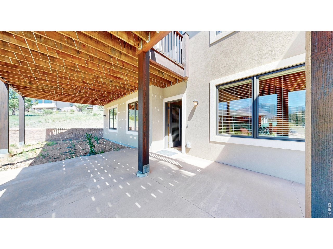 261 Solomon Dr