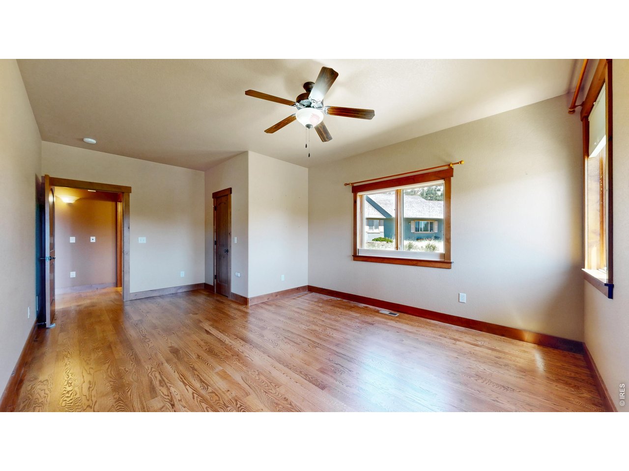 261 Solomon Dr