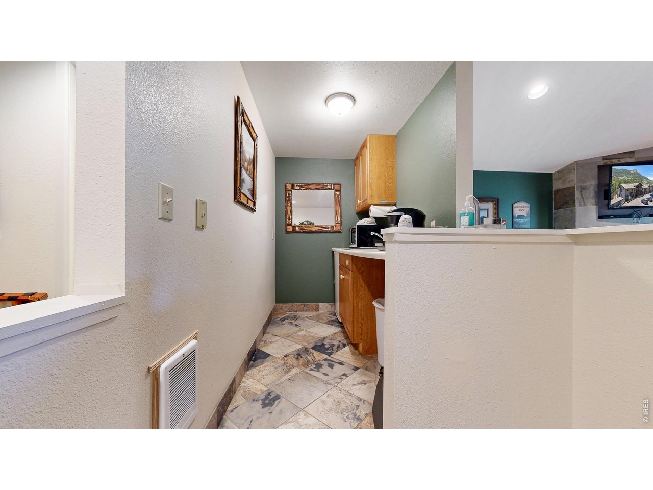 2760 Fall River Rd G-106