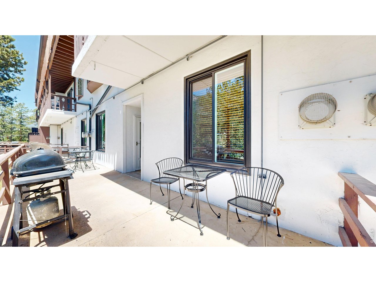 2760 Fall River Rd G-106