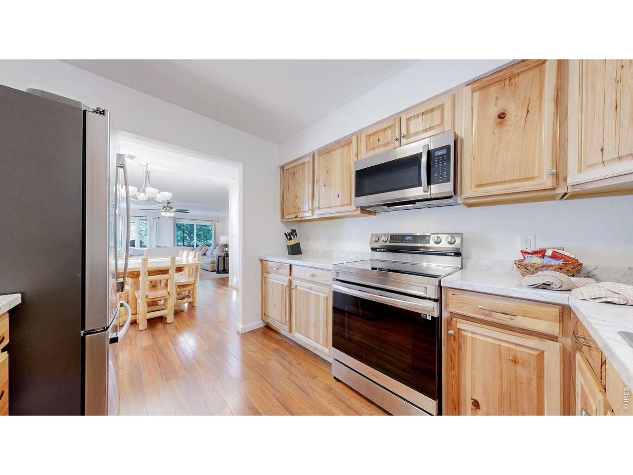 2760 Fall River Rd 276