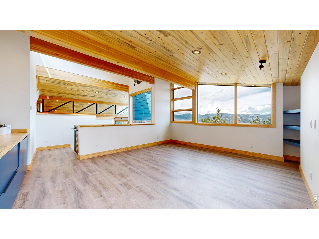 1440 Hummingbird Dr