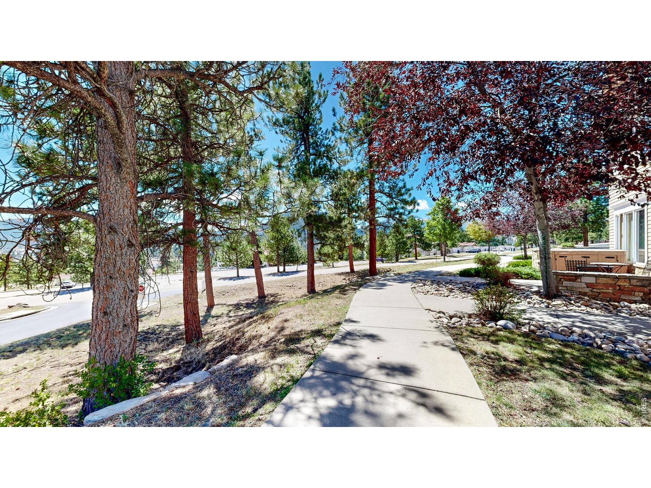 349 Overlook Ct