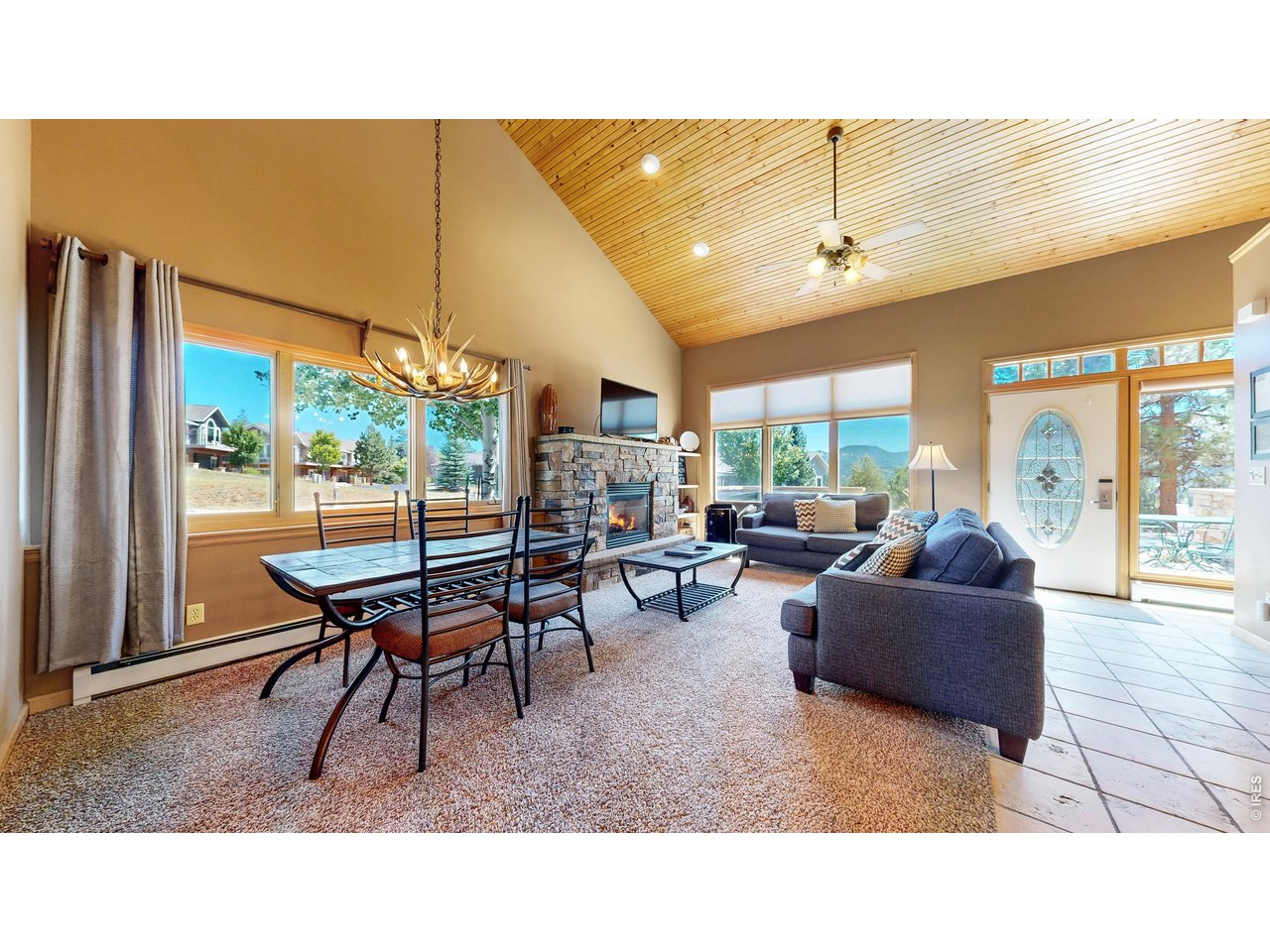 349 Overlook Ct