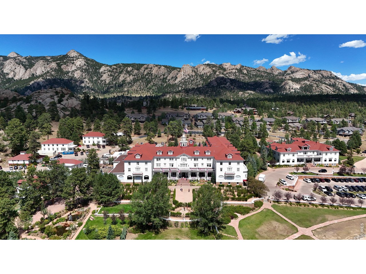 349 Overlook Ct