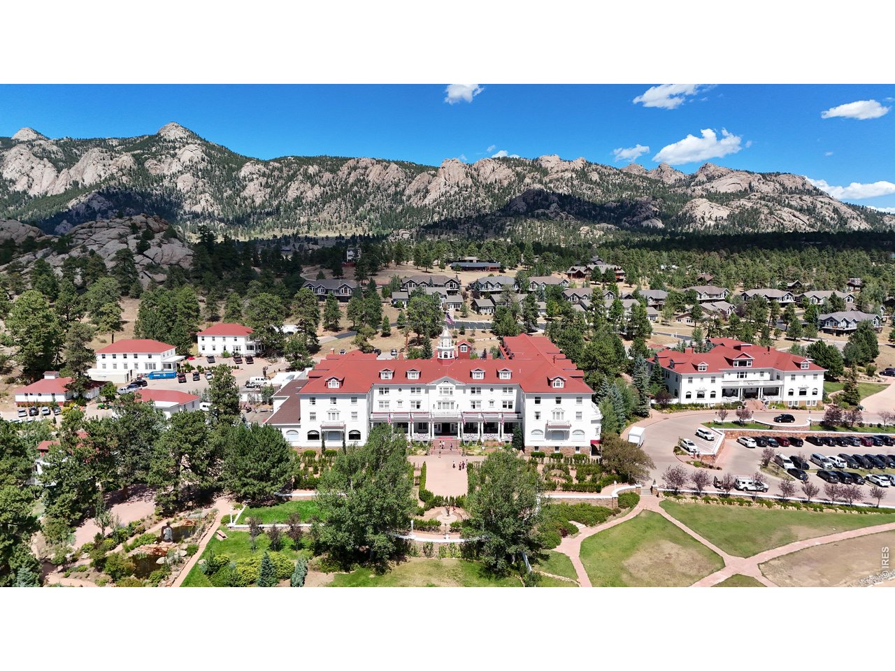 349 Overlook Ct