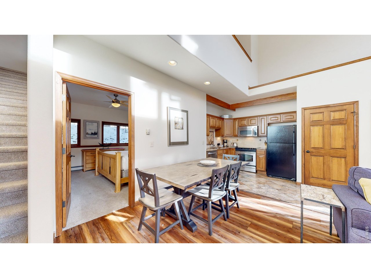 325 Overlook Ct