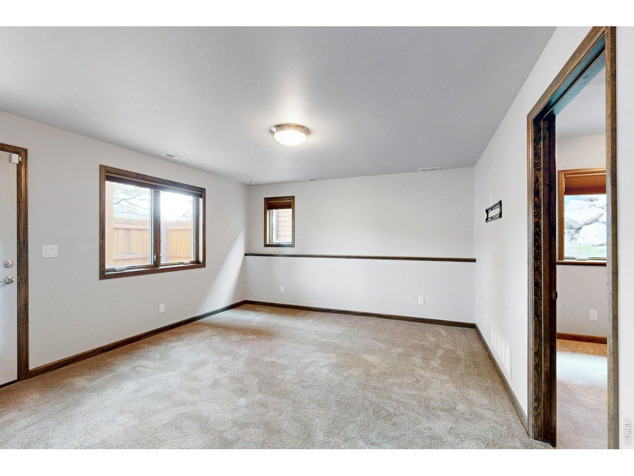151 Willowstone Dr