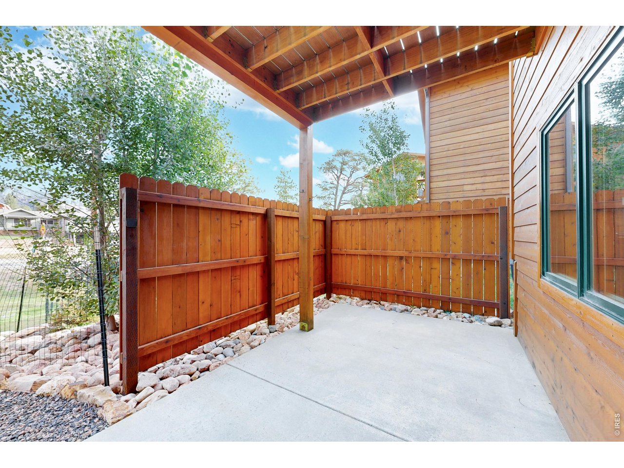 151 Willowstone Dr