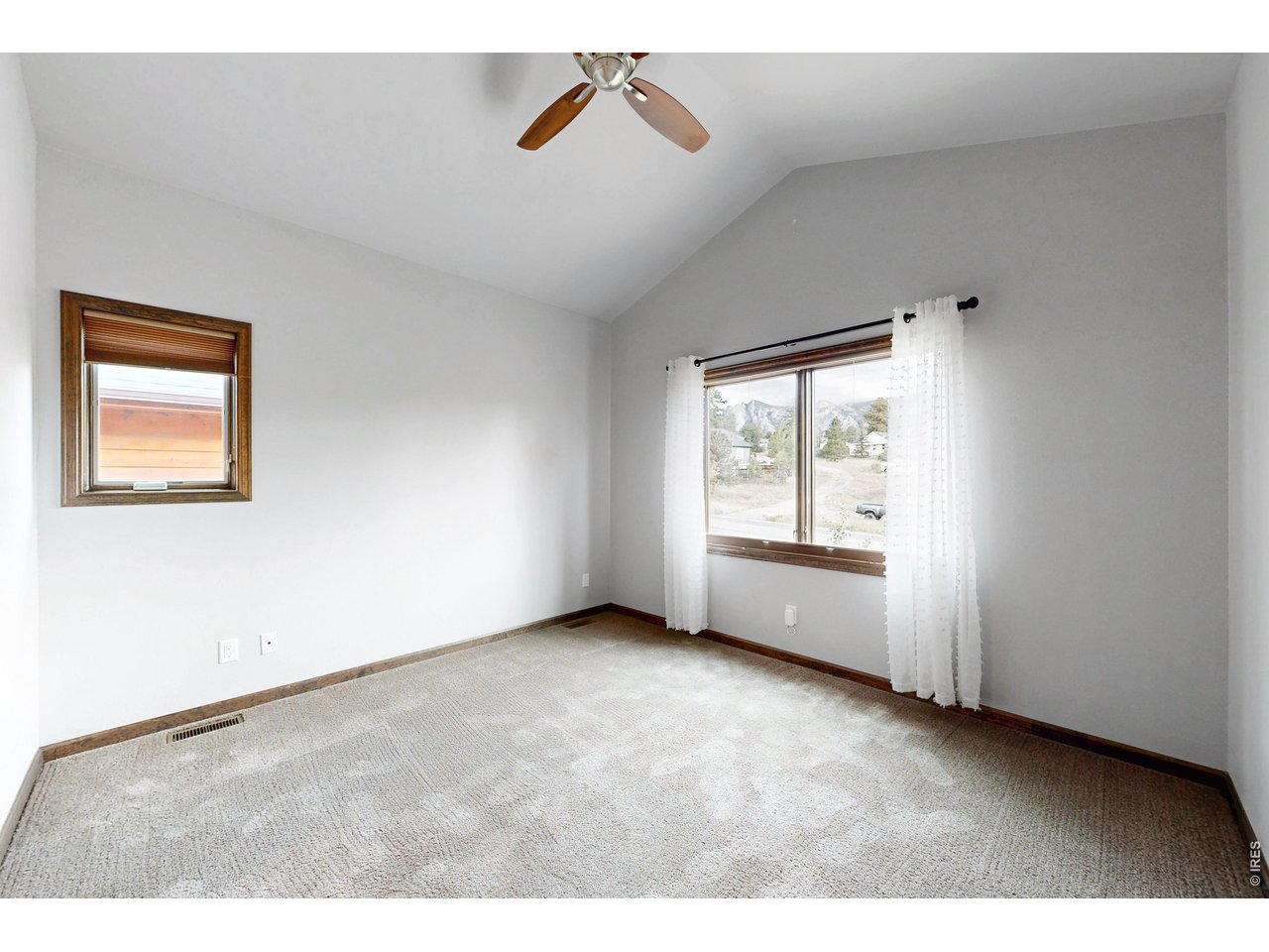 151 Willowstone Dr