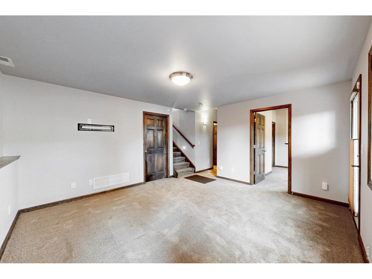151 Willowstone Dr