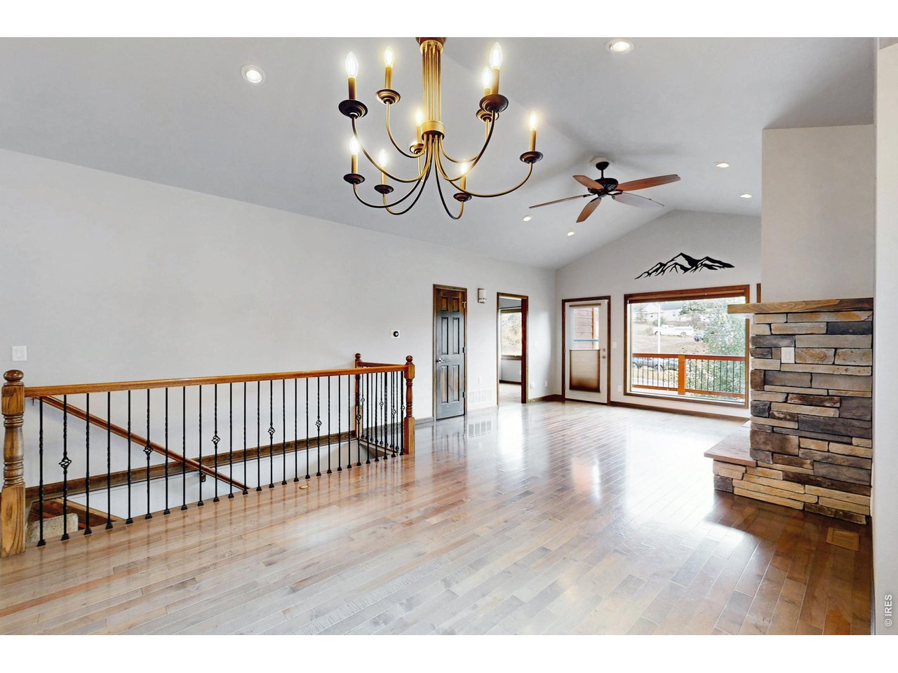 151 Willowstone Dr
