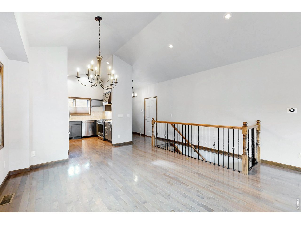 151 Willowstone Dr