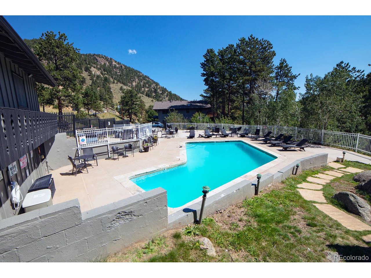 2760 Fall River Rd Tower-236