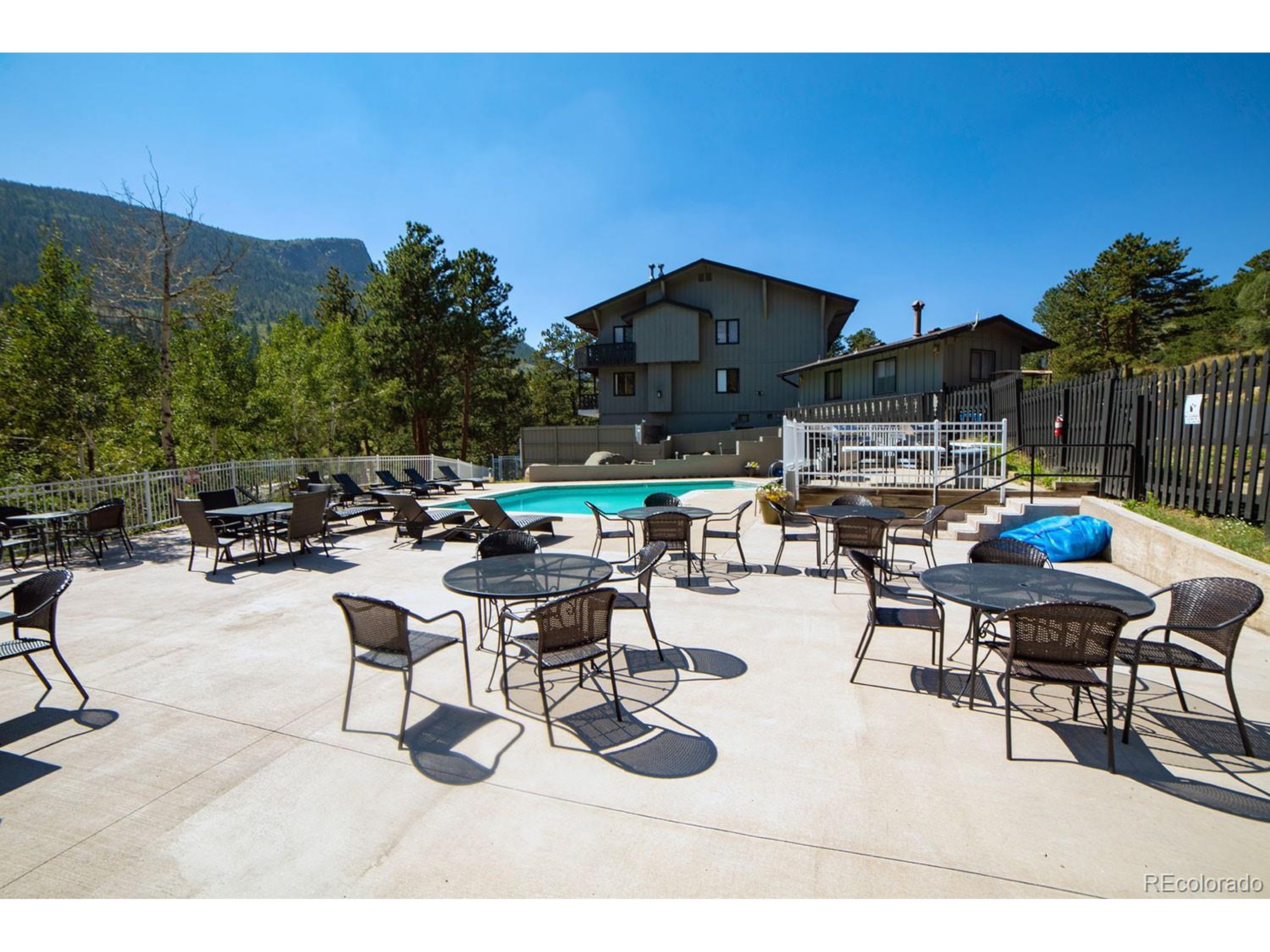 2760 Fall River Rd Tower-236