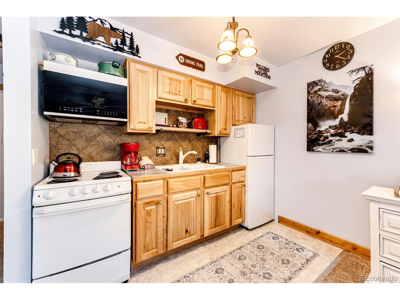 2760 Fall River Rd Tower-236