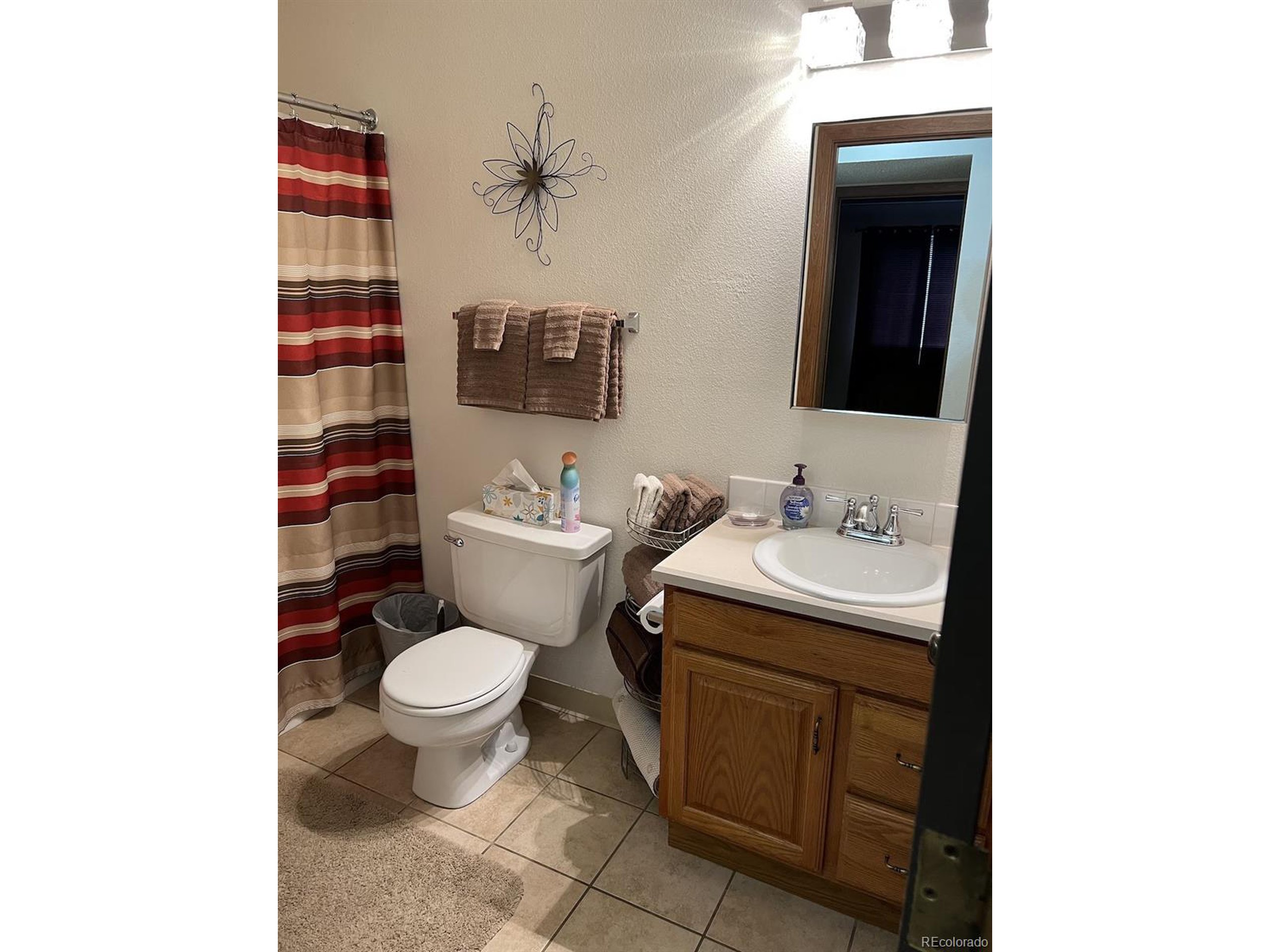 1155 S Saint Vrain Ave