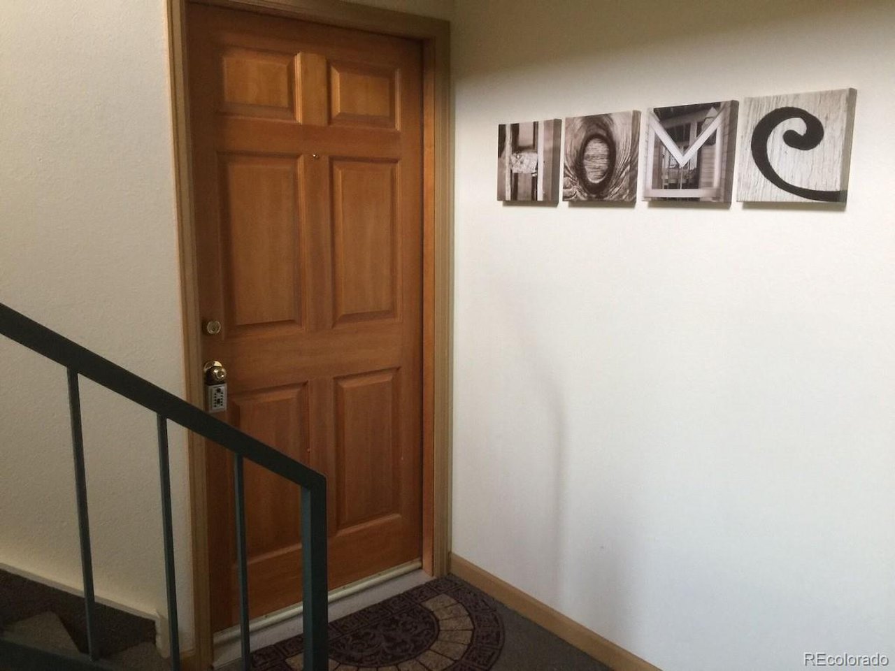 1155 S Saint Vrain Ave