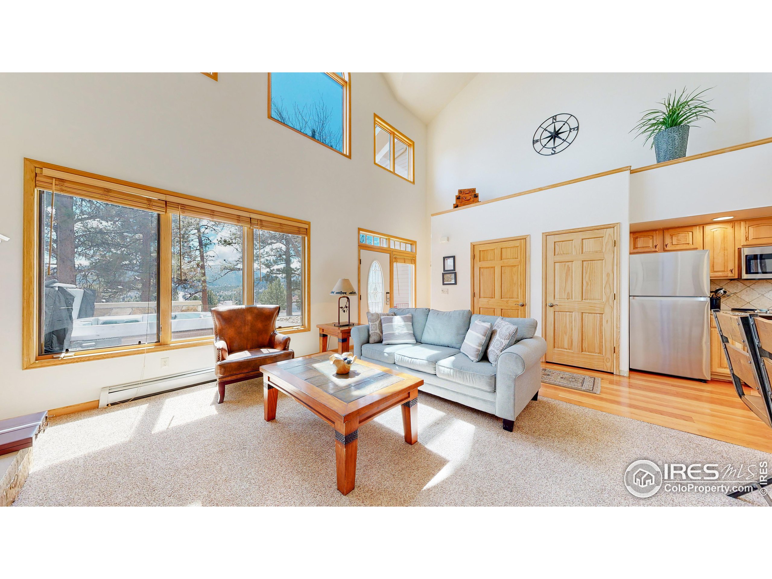 347 Overlook Ln
