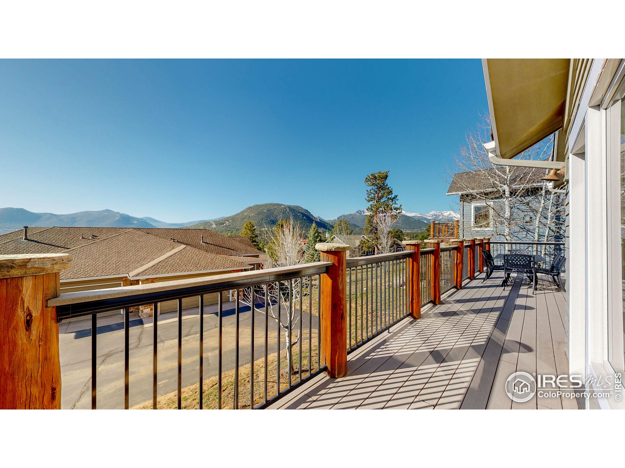 326 Overlook Ct