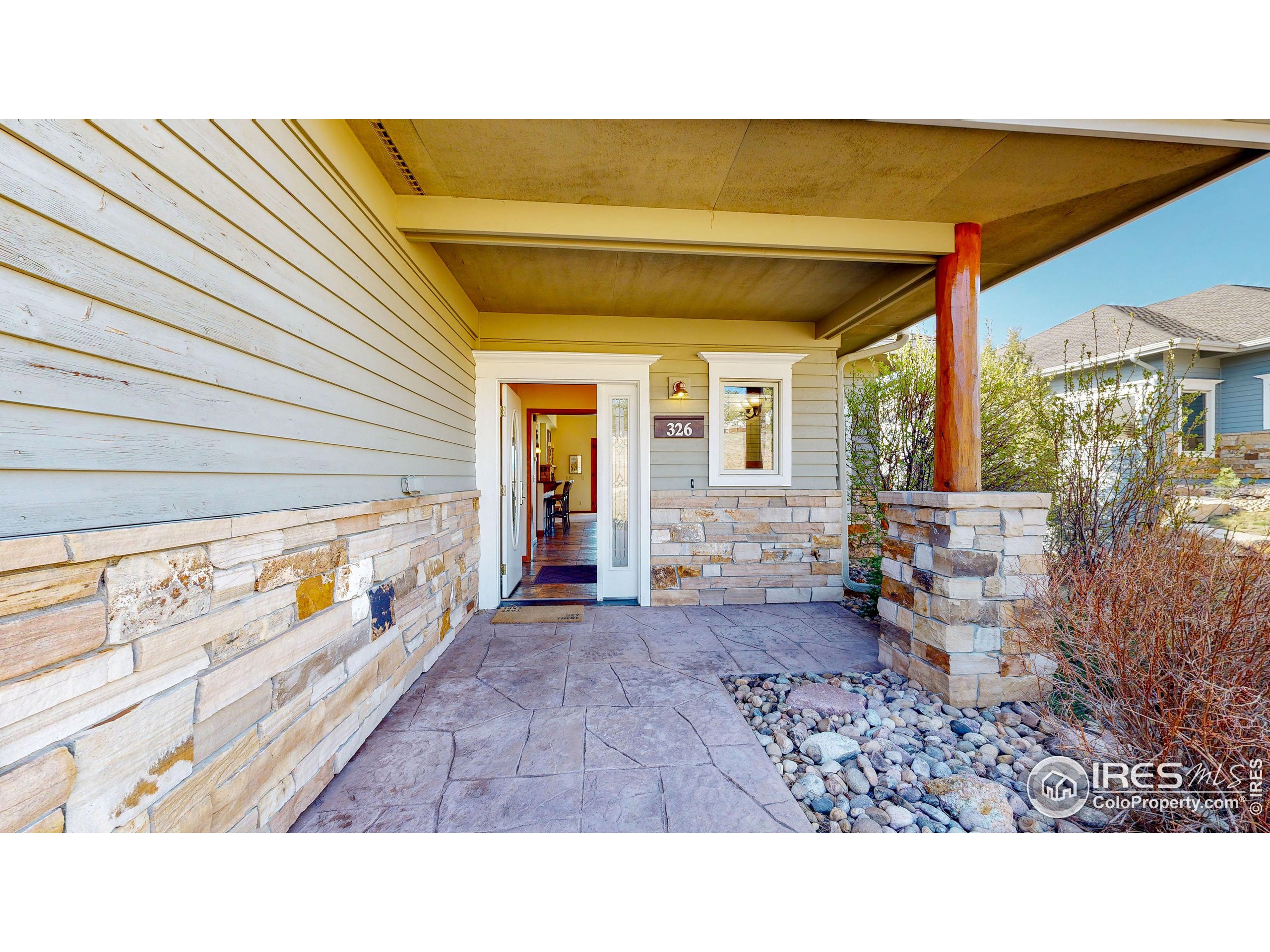 326 Overlook Ct