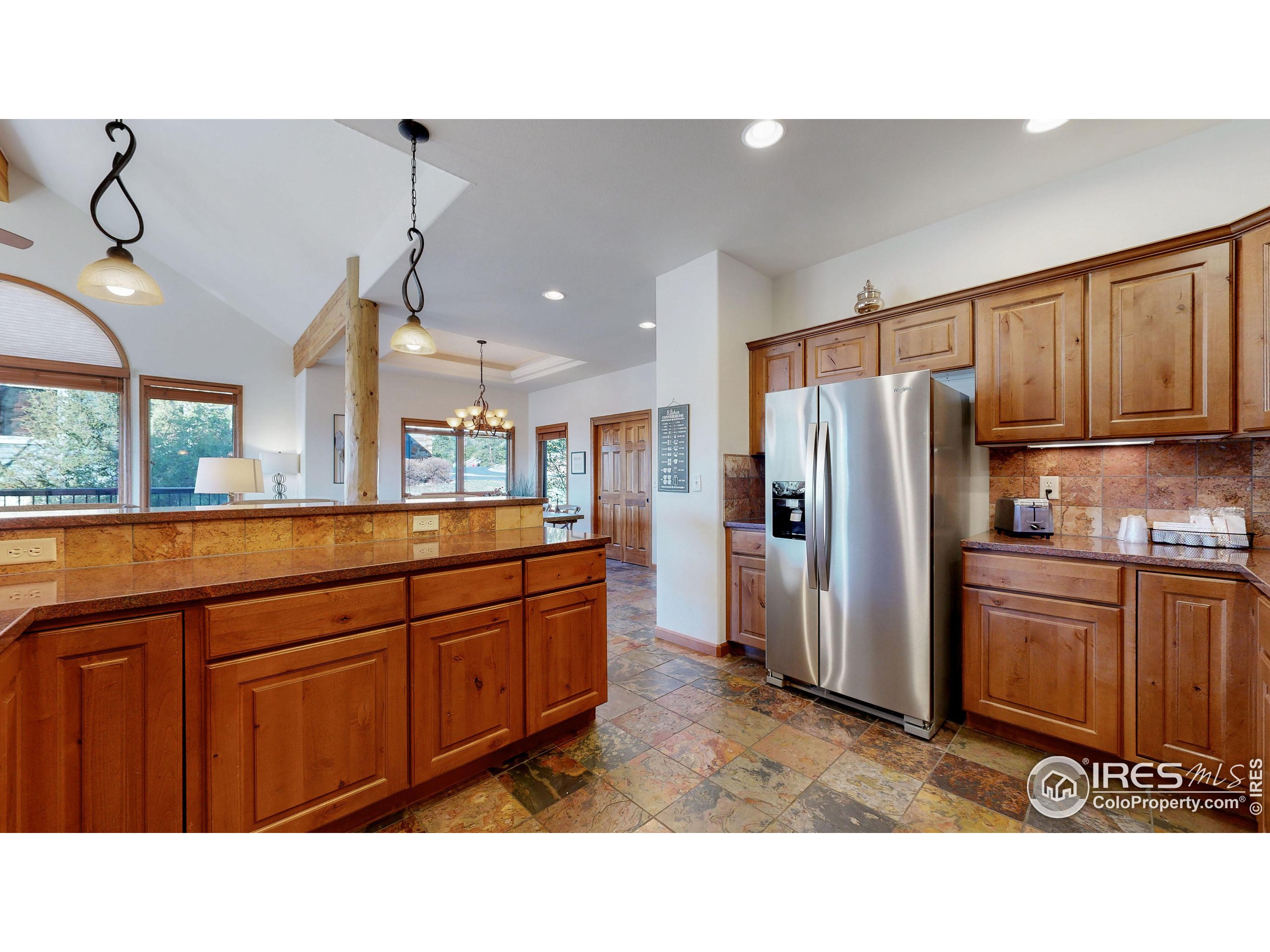 326 Overlook Ct