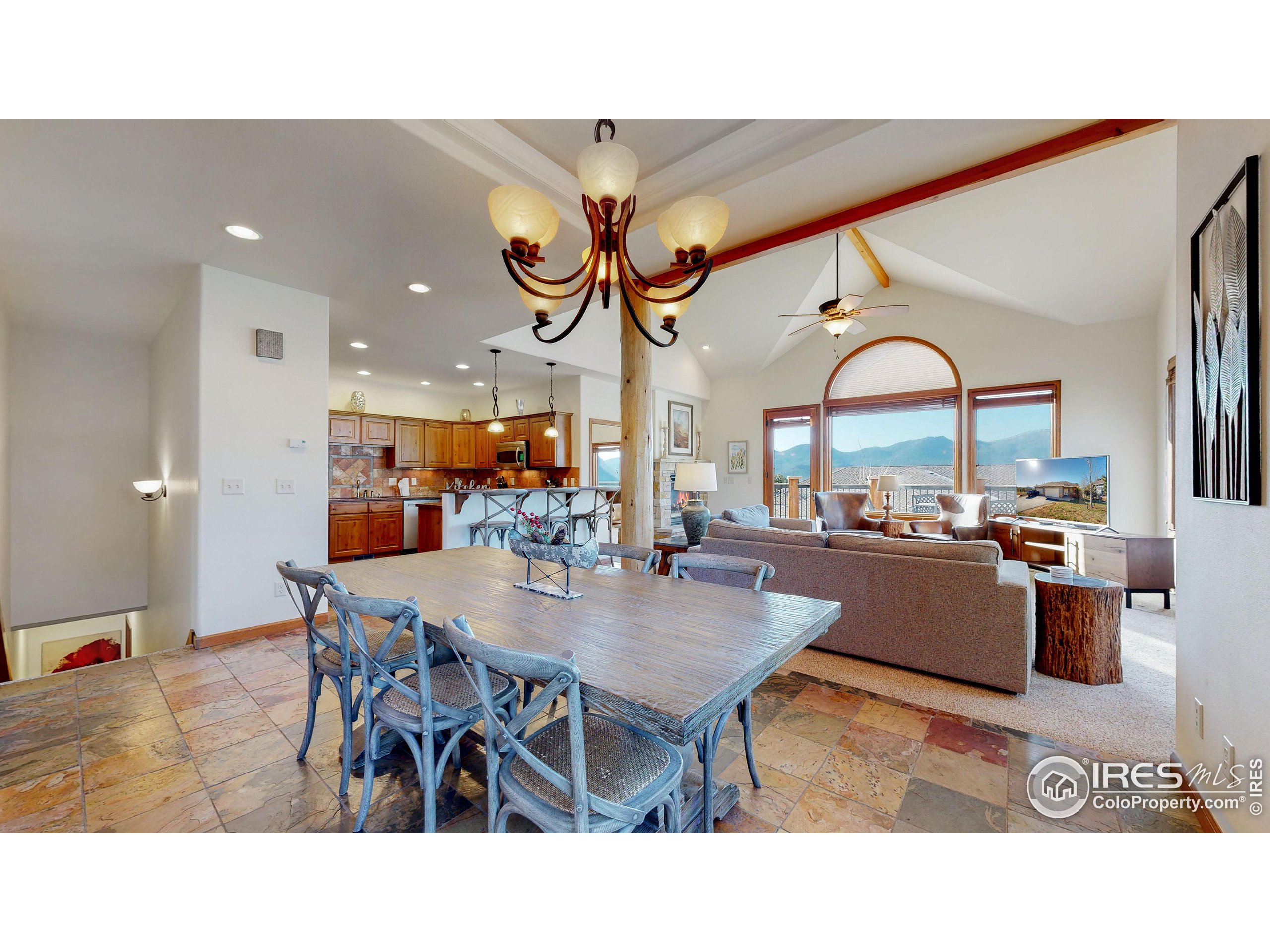 326 Overlook Ct