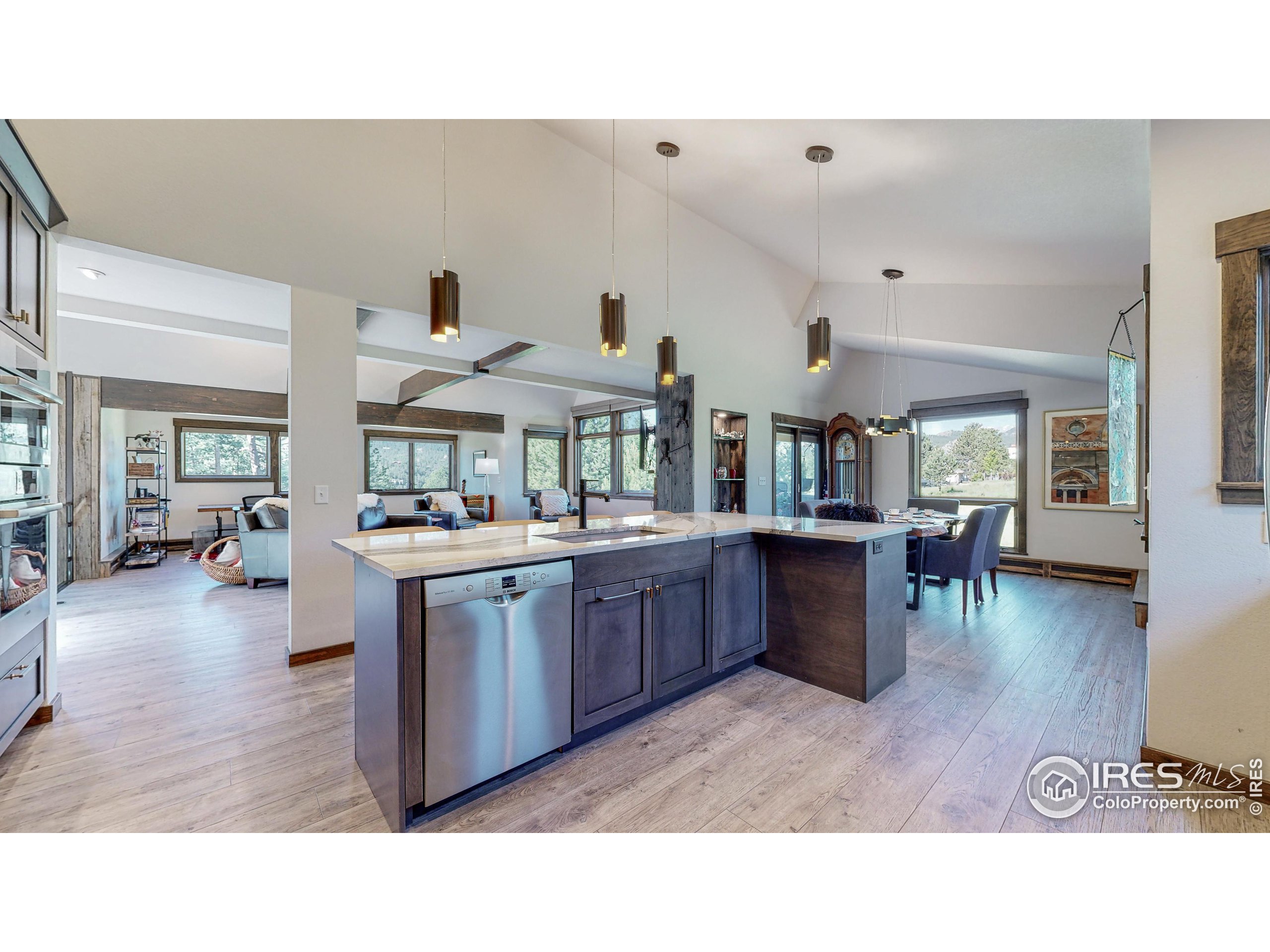 601 Steamer Dr