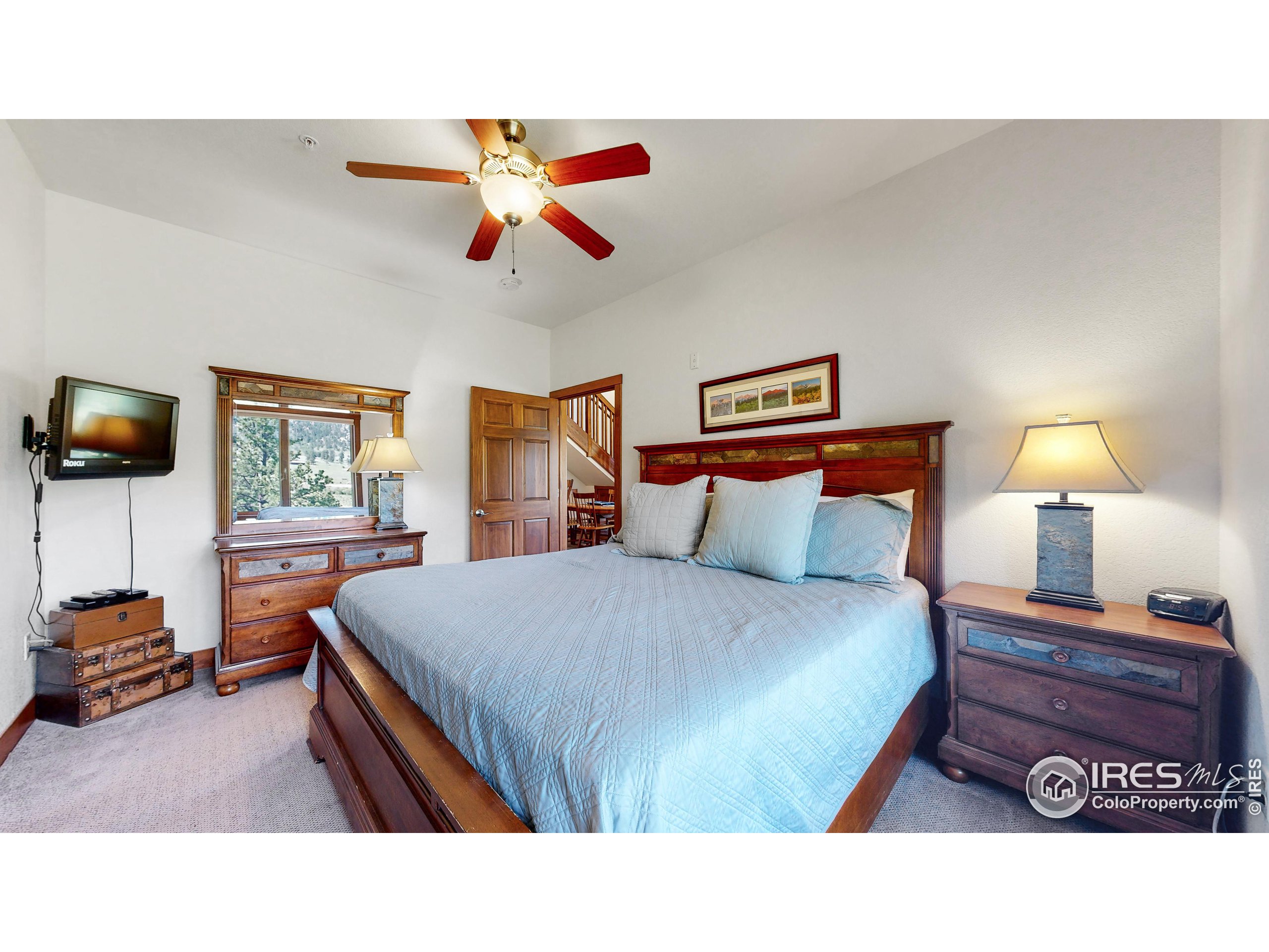 221 Twin Owls Ln