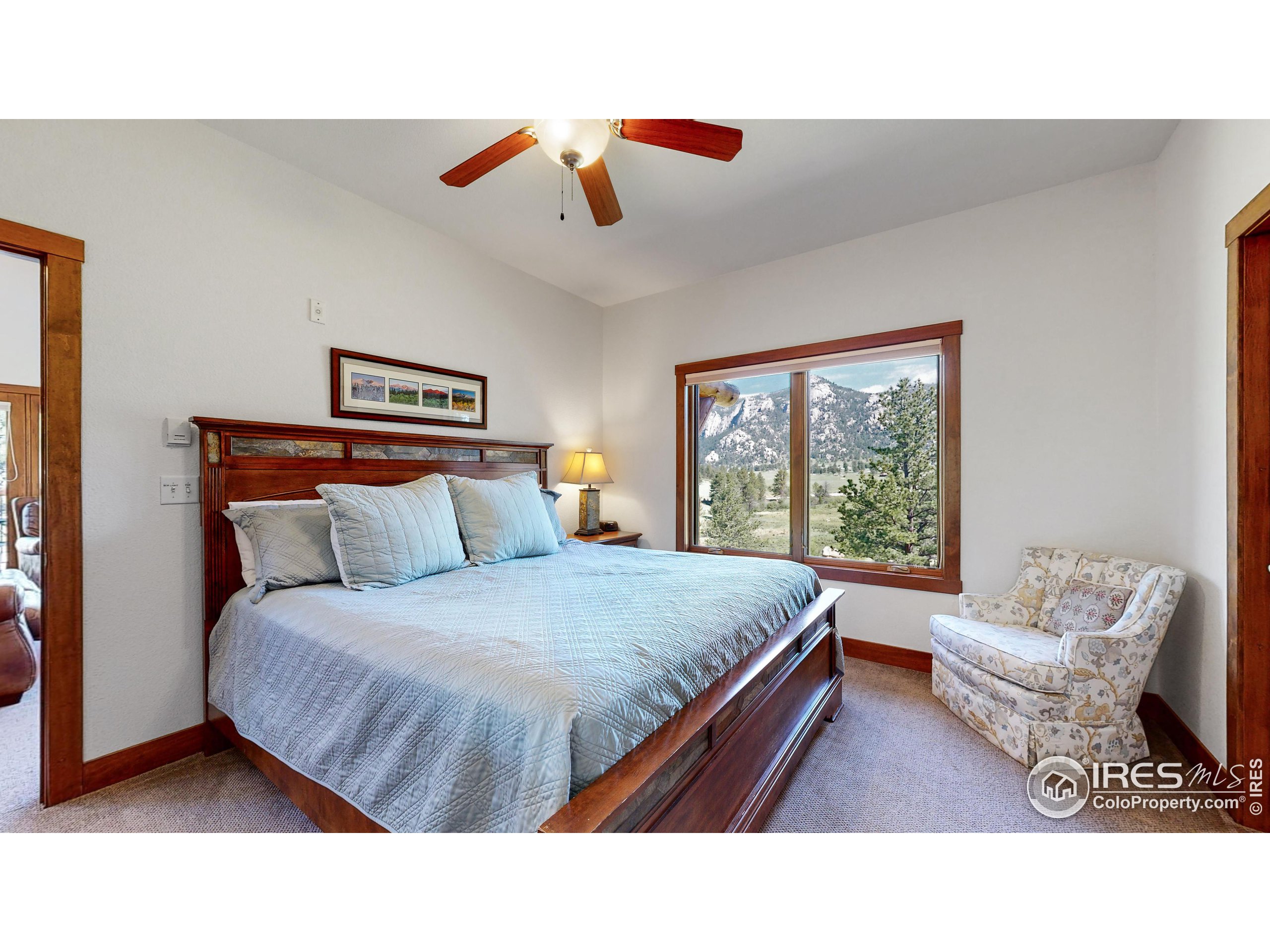 221 Twin Owls Ln