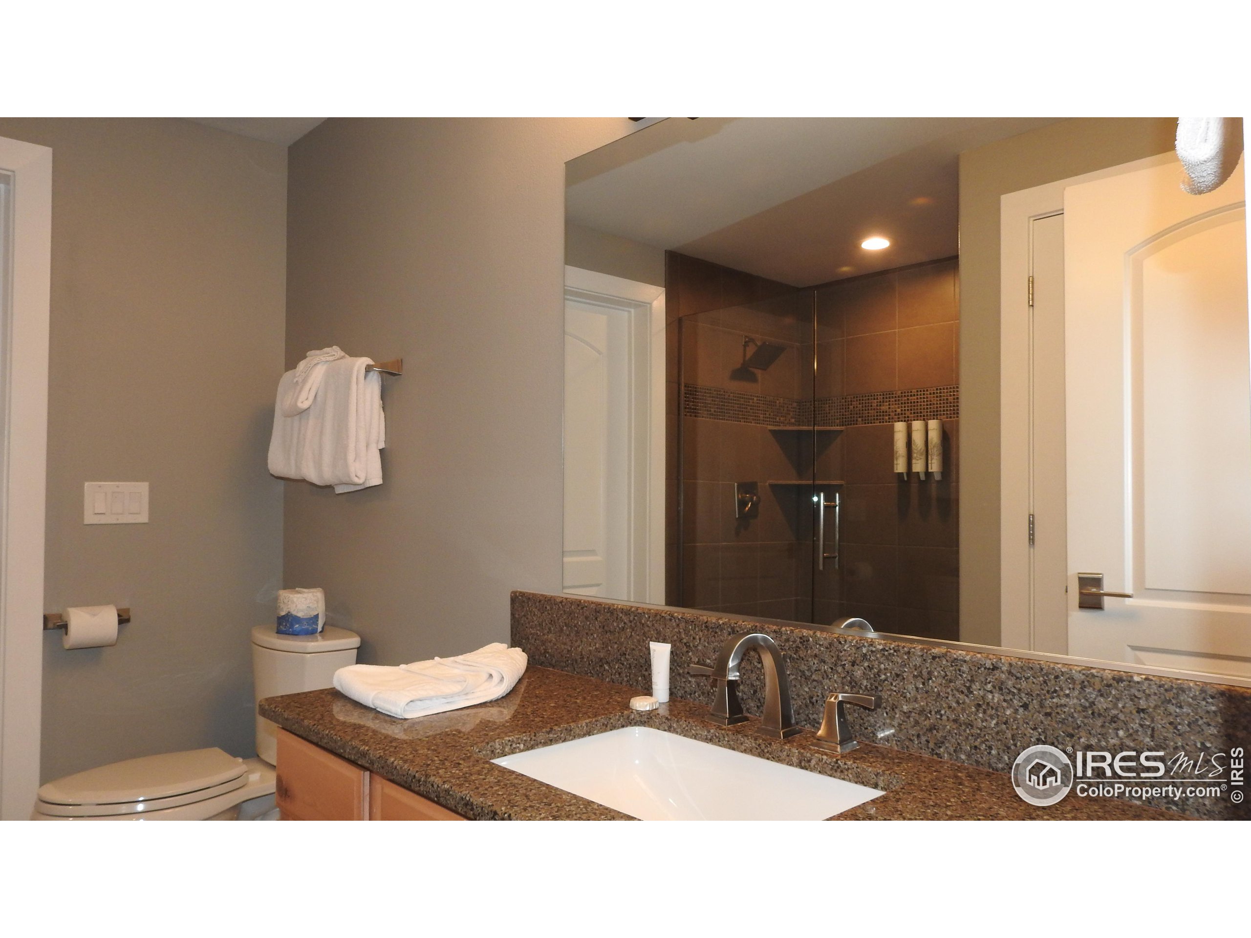 408 Overlook Ct
