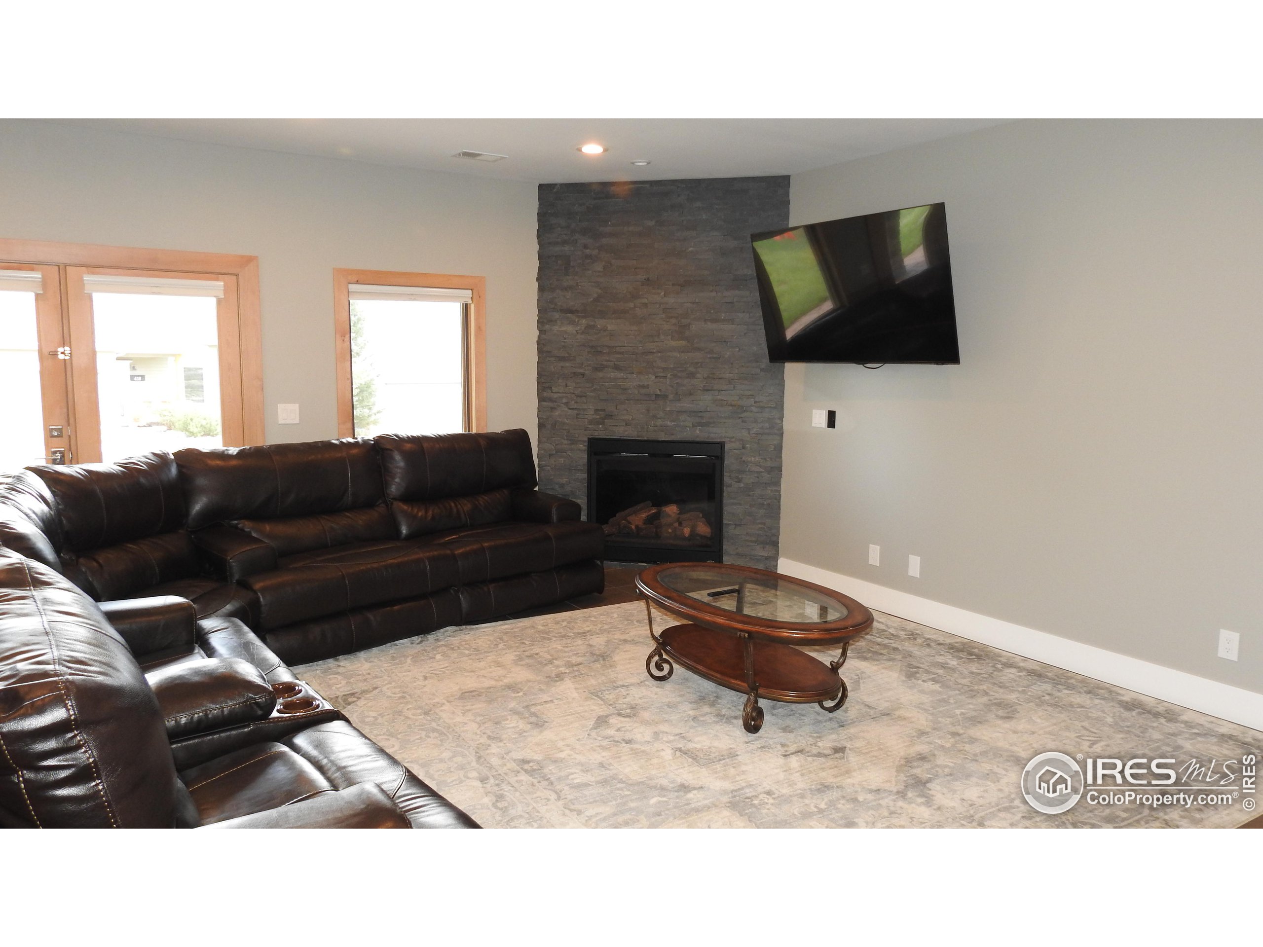 408 Overlook Ct