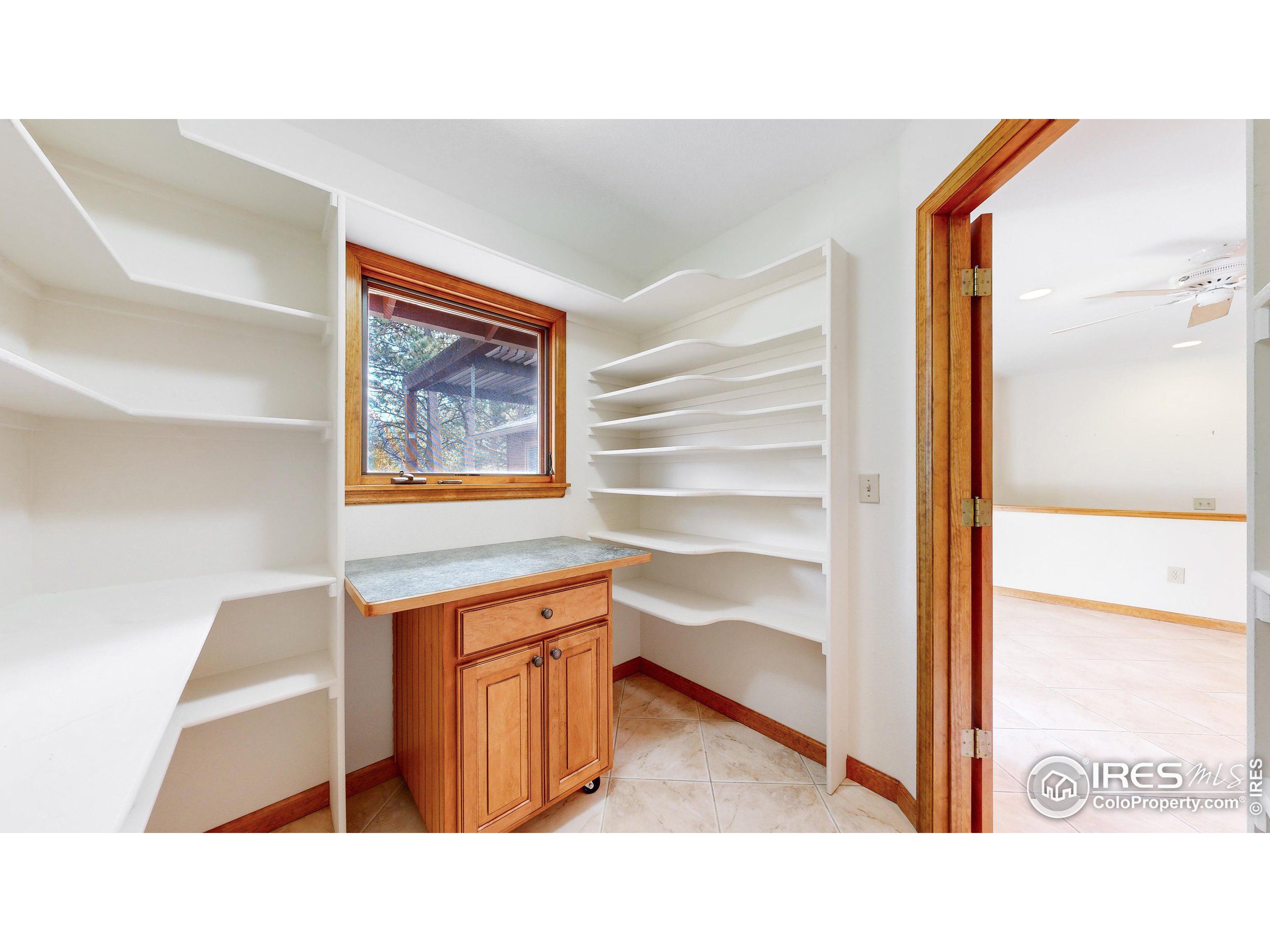 1710 Twin Dr