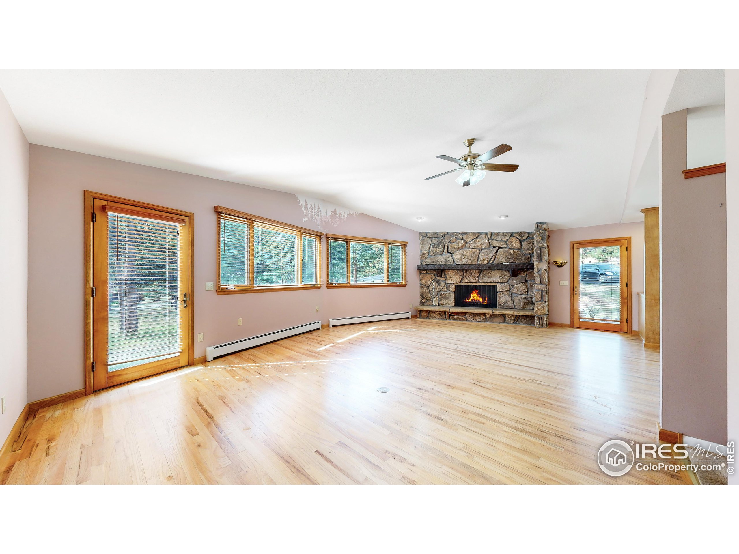 1710 Twin Dr